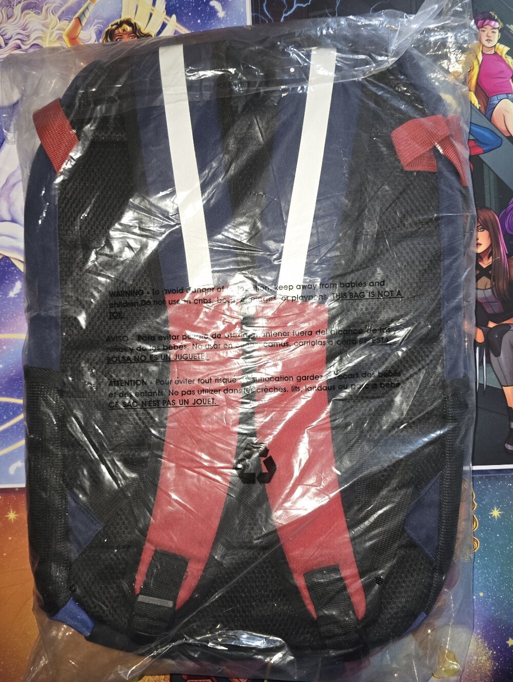 DC Comics Superman Backpack - Picture 3 of 4